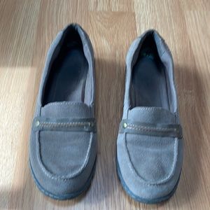 Suede driving loafer